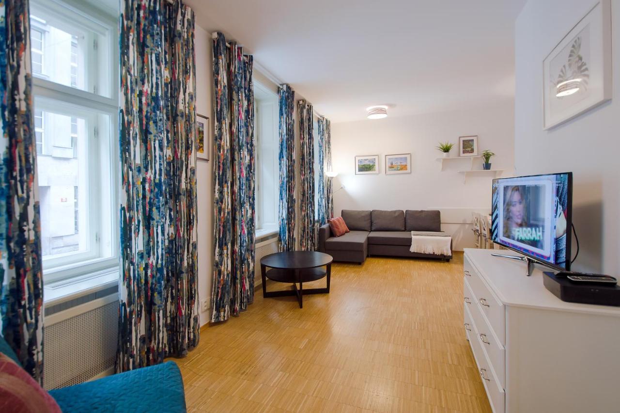 Modern Apartment Charvatova Praha Bagian luar foto